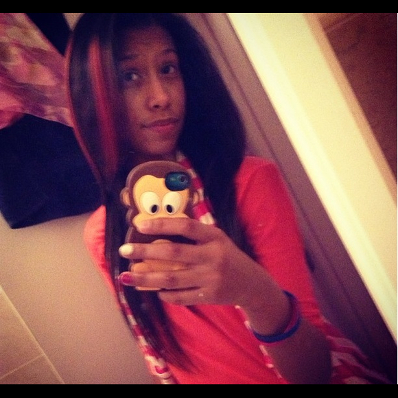 Maritza Scharoun - Poshmark Profile Picture of Maritza Scharoun (@collins_maritza) on Poshmark