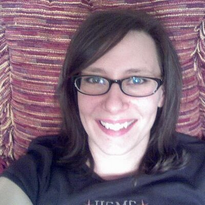 Profile Picture of Amy Neer (@bztknabrak712) on Twitter