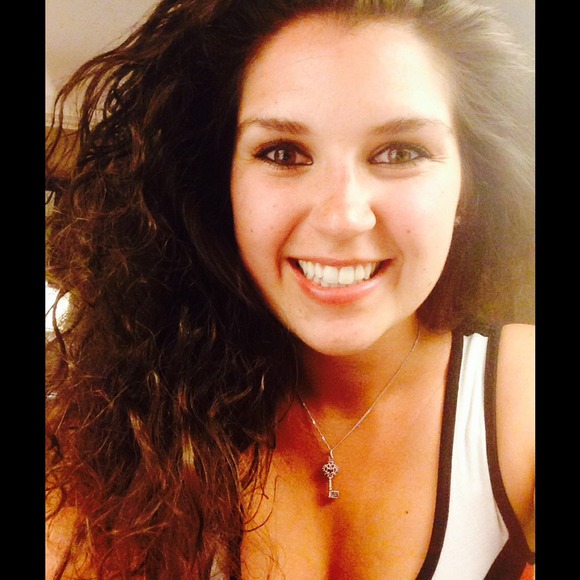 Profile Picture of Erin Macbride (@emacbride) on Poshmark