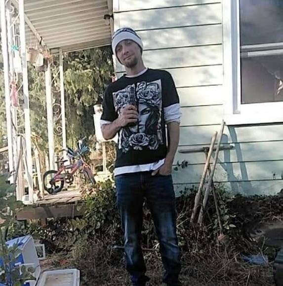 Kris Potter - Poshmark Profile Picture of Kris Potter (@potterkris9) on Poshmark