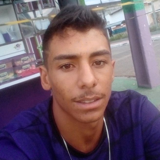 Profile Picture of danielmaklin (@danielmaklin) on Tiktok