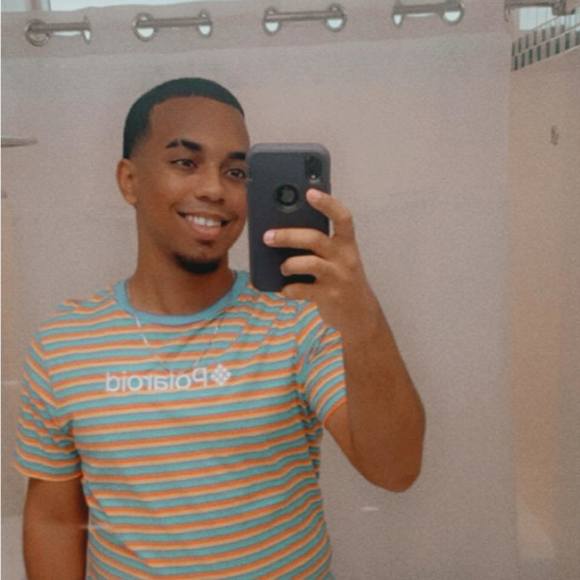 Profile Picture of Bryan Abreu (@babreupicart) on Poshmark