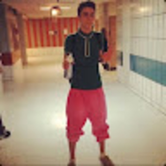 Talia Greenland - Poshmark Profile Picture of Talia Greenland (@taliag12345) on Poshmark