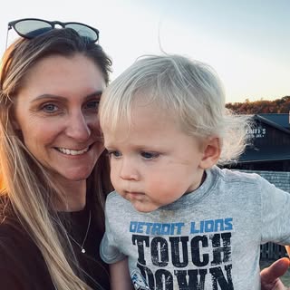 Profile Picture of Courtney Gruits (@courtneymrcm) on Instagram