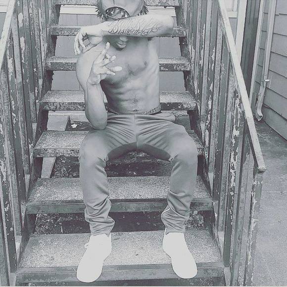 Mario Hughes - Poshmark Profile Picture of Mario Hughes (@yungin2raww) on Poshmark