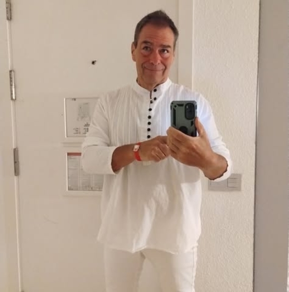 Profile Picture of Luc Martin (@lucmartin117) on Poshmark