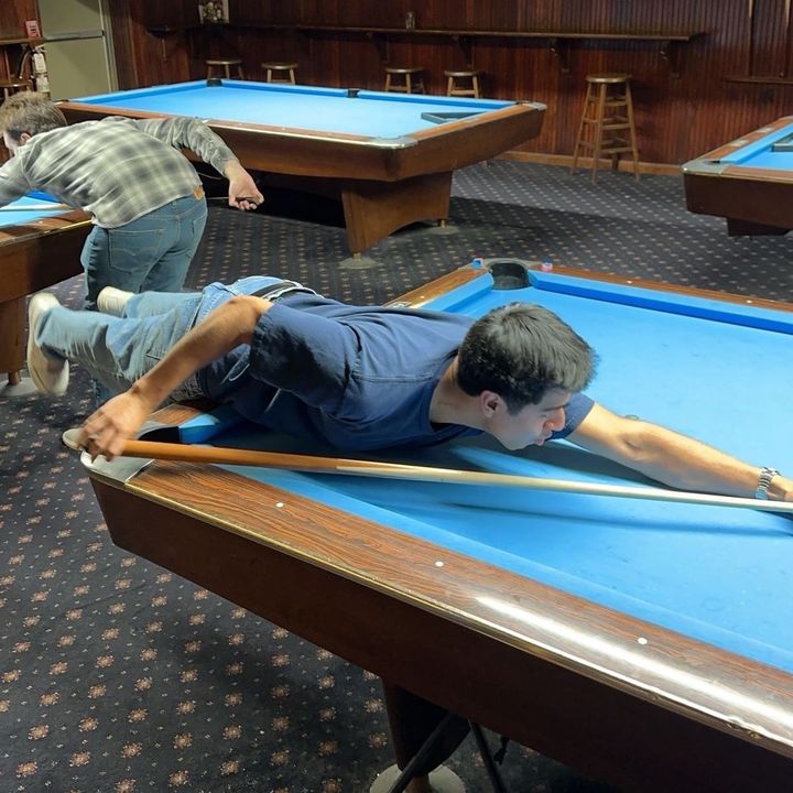 Profile Picture of 📚 (@andrewmedranoo) on Tiktok