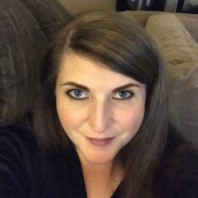 Profile Picture of LuLaRoe Sarah Kaplanis (@srkaplanis) on Pinterest