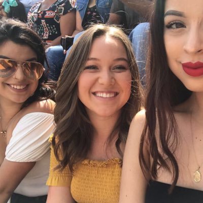 Profile Picture of Lily (@LilyGutierrez23) on Twitter