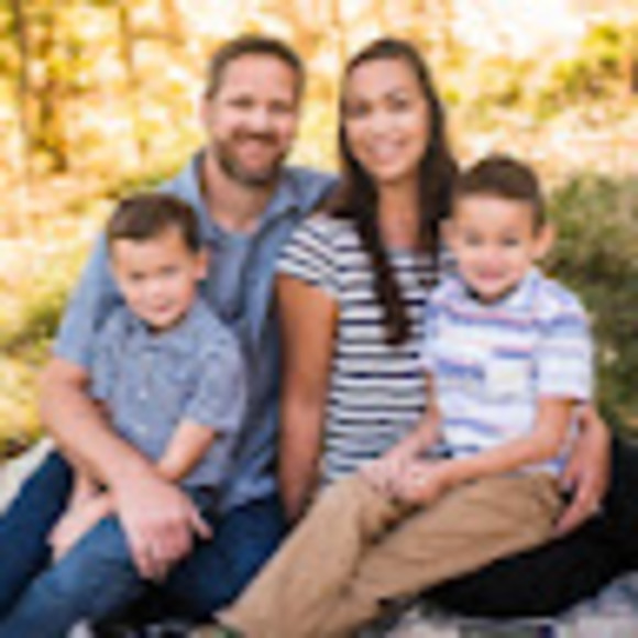 Profile Picture of Renata Serafini (@renata415) on Poshmark