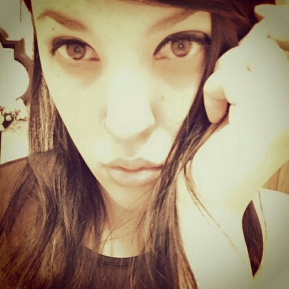 Jestiss Konitzer - Poshmark Profile Picture of Jestiss Konitzer (@jestiss420) on Poshmark