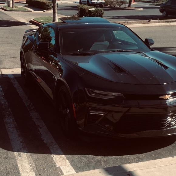 Profile Picture of Daniel Garcia (@danielgarcia953) on Poshmark