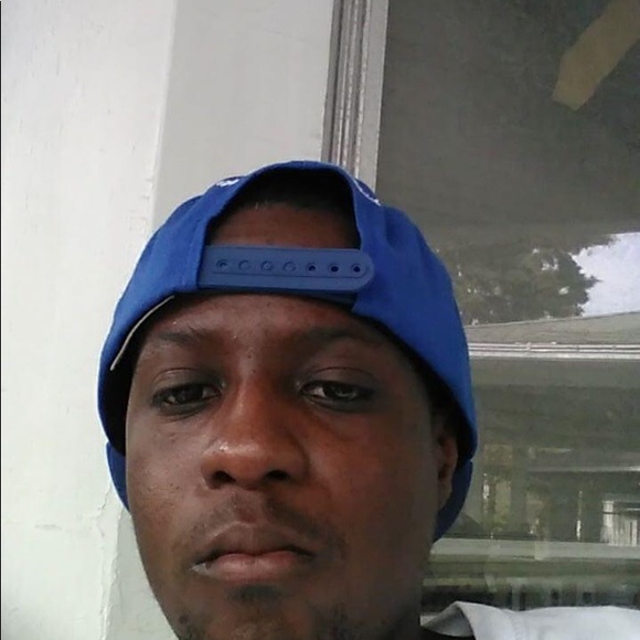 Profile Picture of Dennis Gilbert (@dennisgilbert) on Poshmark
