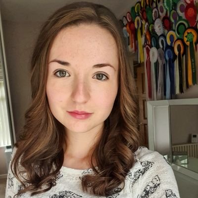 Profile Picture of Emma Hayes (@EmmaHayes1998) on Twitter