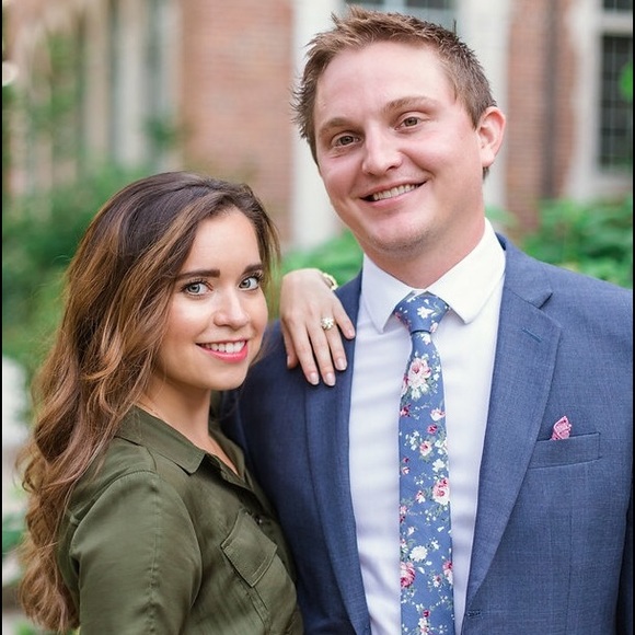 Profile Picture of Jillian Thayer pernack (@jillynne89) on Poshmark