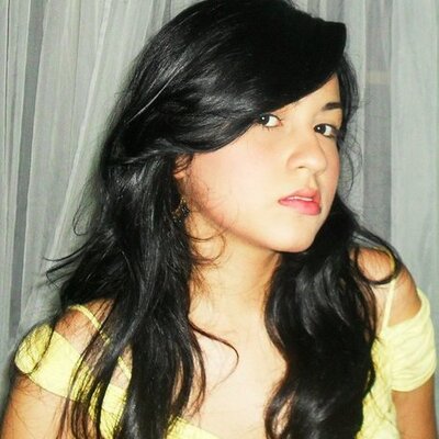 Profile Picture of Vanessa Carvajal (@vanessacrvajal) on Twitter