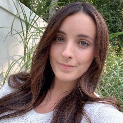 Profile Picture of Amanda (@barretta1210) on Twitter