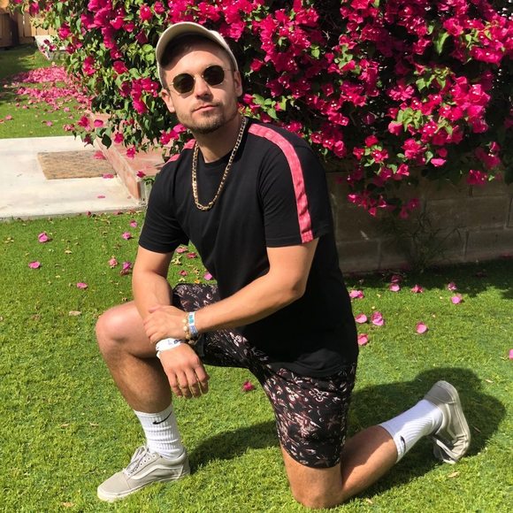 Profile Picture of Krzysztof Pakula (@krzysztofpakula) on Poshmark