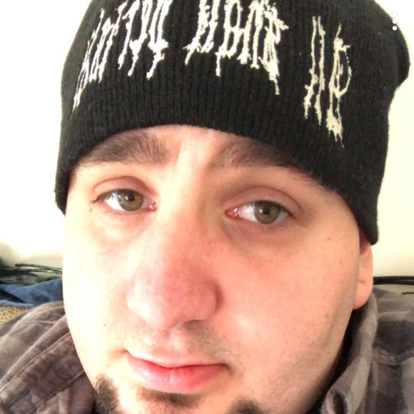 Profile Picture of Kyle Cote (@kpc4163) on Poshmark