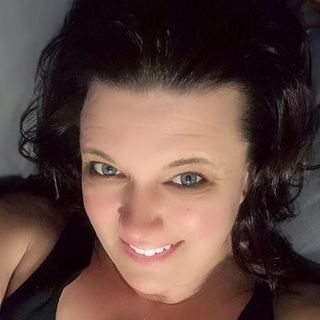 Profile Picture of Shannon Stehlin Hildebrand (@shannon.l.hildebrand) on Instagram