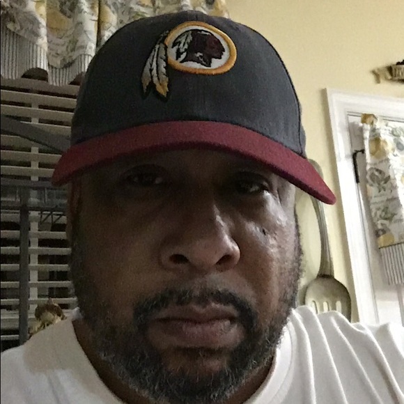 Profile Picture of Kevin Littlejohn (@lkoolj) on Poshmark