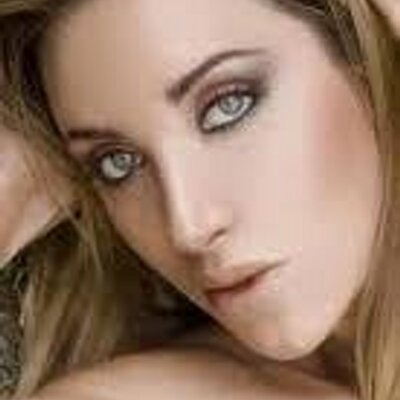 Profile Picture of Samantha Leon Aceves (@samAceves19) on Twitter