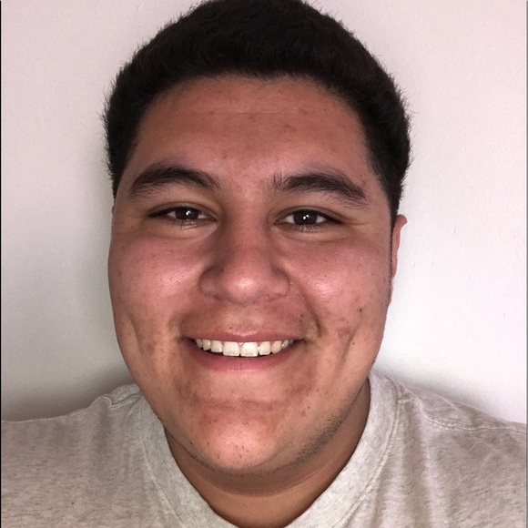 Profile Picture of David Esparza (@indavidwetrust) on Poshmark