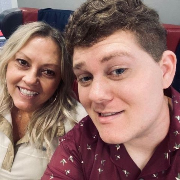 Profile Picture of Corey Chinnis (@coreychinnis) on Poshmark