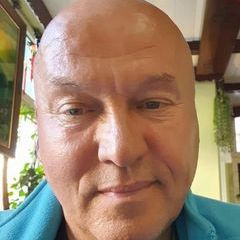 Profile Picture of Ronald Göcke (@ronald.gcke) on Tiktok