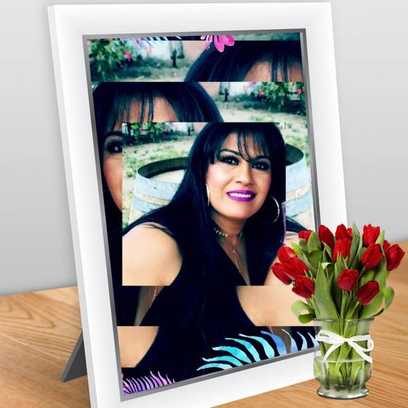 Profile Picture of Claudia Zamarron (@claudiagil1770) on Poshmark