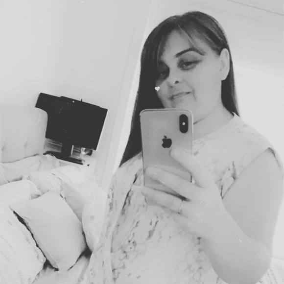 Profile Picture of Jo Dee lee (@avonbyjody) on Poshmark