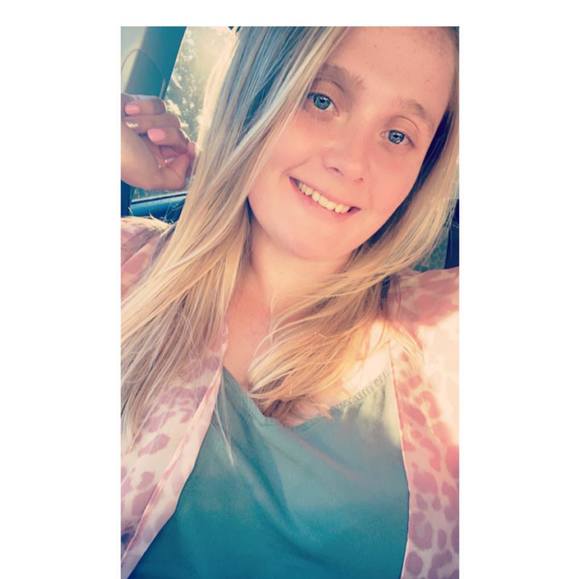 Profile Picture of Alyson Kindall (@alysonxoxo12) on Poshmark