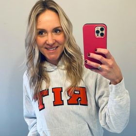 Profile Picture of Andrea George (@andrea_george) on Pinterest