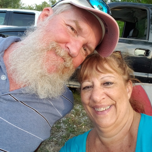 Profile Picture of Shirley Haggard (@shaggard17) on Poshmark