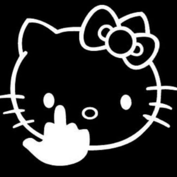 Profile Picture of Nancy Cavalari (@nancycavalari) on Poshmark