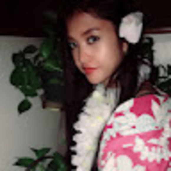 Profile Picture of Shiara mateo Mateo (@smateo0) on Poshmark