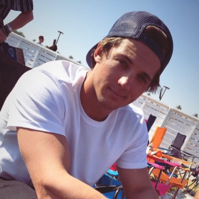 Profile Picture of Joshua Hemingway (@JoshuaHemingw11) on Twitter