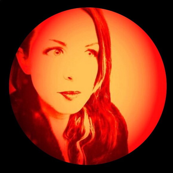 Profile Picture of Shane Craig (@shopgirl2178) on Poshmark