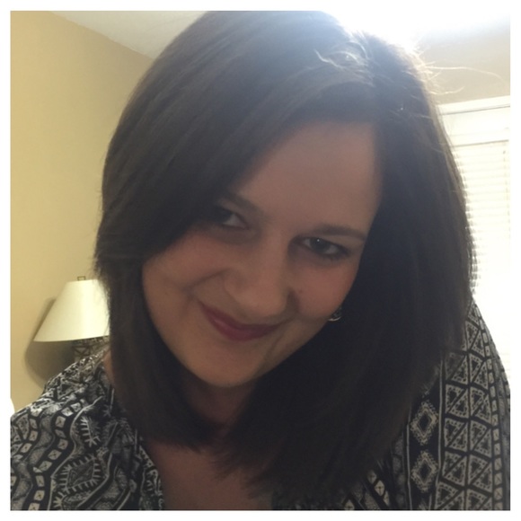 Profile Picture of Alicia Boerema (@alymay21) on Poshmark