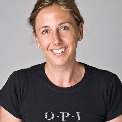 Profile Picture of Julie Barham (@Ask_Julie_OPI) on Twitter