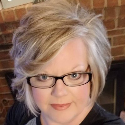 Profile Picture of Jennifer Lott (@Lott6ELAR) on Twitter