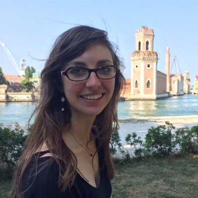 Profile Picture of Helen Pfeifer (@krel7) on Twitter