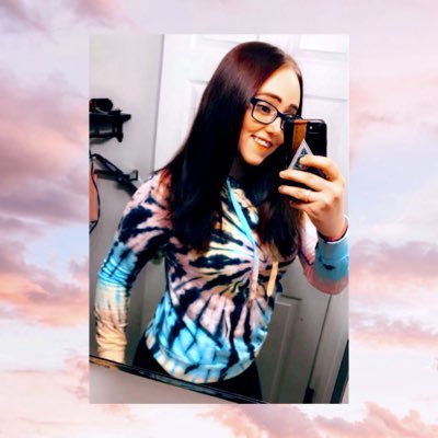 Profile Picture of Heather Blake (@headdurr) on Twitter
