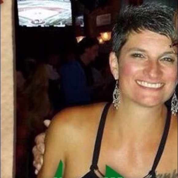 Profile Picture of Kim Swenson (@kswen831) on Poshmark