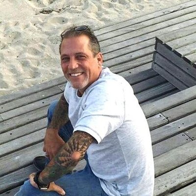 Profile Picture of Andrew LaRussa (@AndrewLarussa) on Twitter