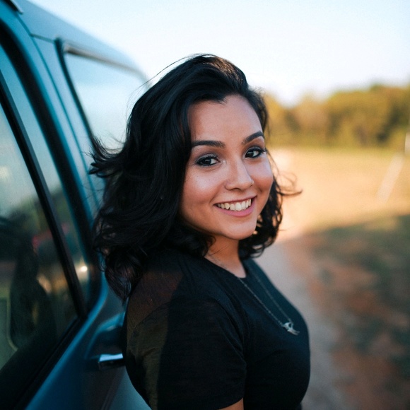 Profile Picture of Gisselle Patchelli (@gissy1012) on Poshmark
