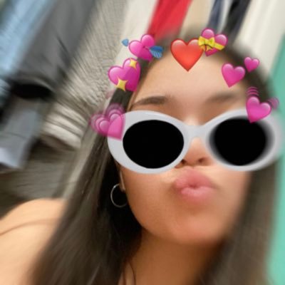 Profile Picture of Stephanie Umana (@_stephanieumana) on Twitter