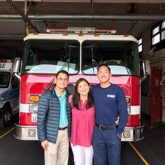 Profile Picture of Jeff Tran (@jeffvtran) on Poshmark