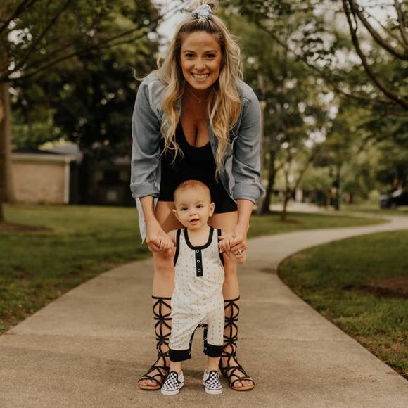 Profile Picture of Brittany Ossipove (@brittanyyaffa1) on Poshmark