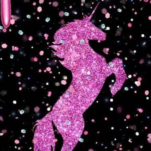 Profile Picture of Phyllis Collins (@phylliscolli197) on Poshmark